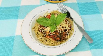 Gluten-Free Pasta with Mushroom and Basil